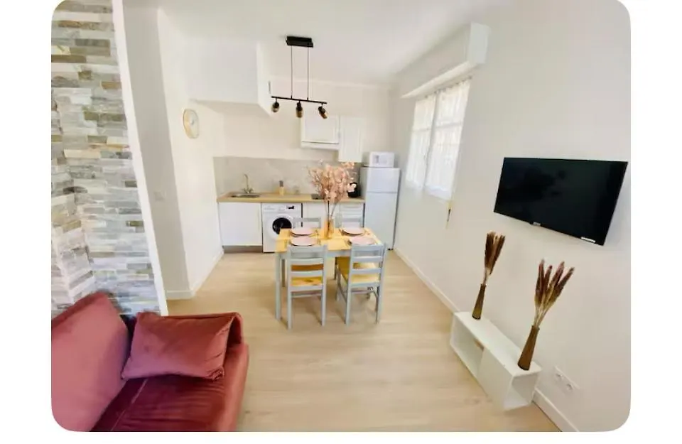 2 Pieces Proche Port Et Gare Apartment Nice