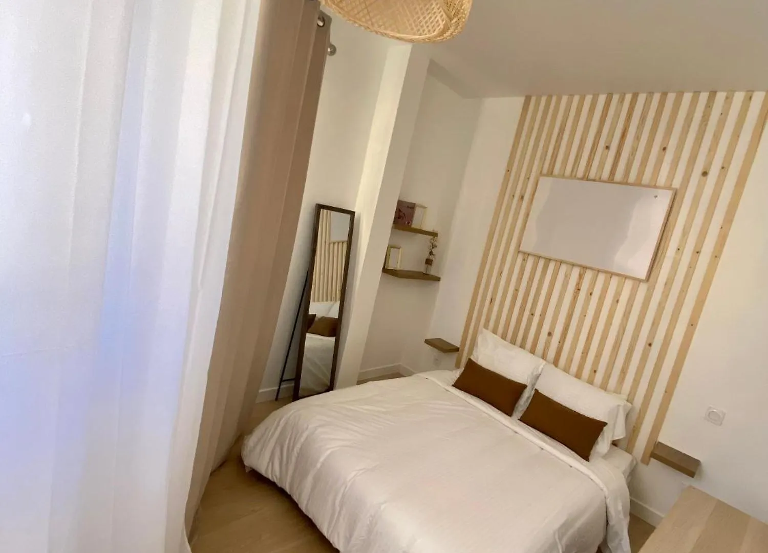 2 Pieces Proche Port Et Gare Apartment Nice